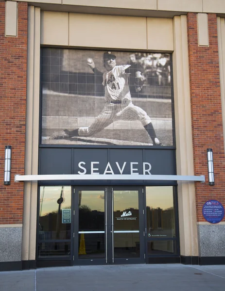 Entrada de Seaver en el Citi Field, hogar del equipo de béisbol de las Grandes Ligas los Mets de Nueva York —  Fotos de Stock