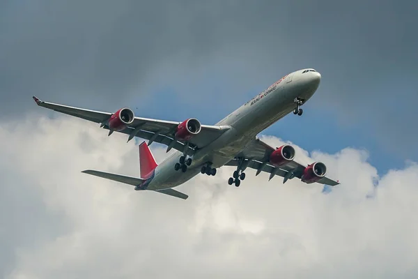 Nueva York Octubre 2021 European Cargo Airbus A340 Desciende Para — Foto de Stock