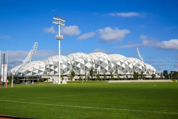 MELBOURNE, AUSTRALYA - 24 Ocak 2016: Melbourne Dikdörtgen Stadyumu, Avustralya Melbourne 'daki AAMI Park olarak da bilinir. Melbourne 'un ilk büyük amaçlı dikdörtgen stadyumu 2010 yılında inşa edildi.