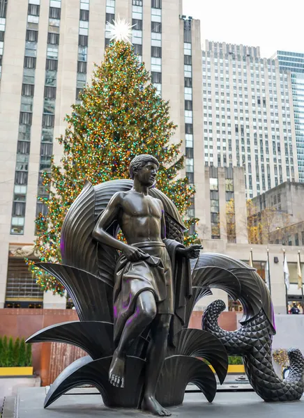 New York December 2021 Rockefeller Center Christmas Tree Midtown Manhattan — Stock Photo, Image