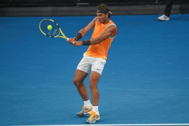 Melbourne, Avustralya - 24 Ocak 2019: 2019 Avustralya Açık Melbourne Park on yedi kez Grand Slam şampiyonu İspanya Rafael Nadal eylem sırasında onun yarı final maç