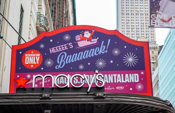 New York November 2021 Macy Santaland Themed Christmas Decoration Macy — Stock Photo, Image