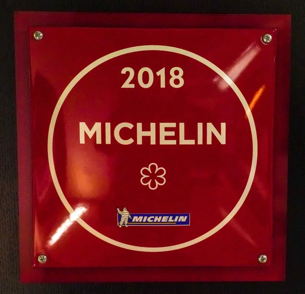 New York November 2021 Een Michelin Één Ster Plaquette Buiten — Stockfoto