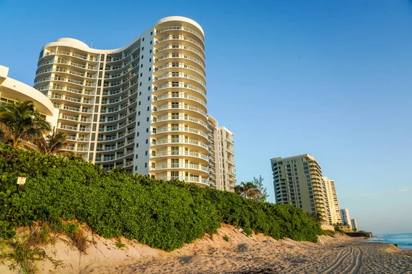 Riviera Beach Florida Septiembre 2021 Apartamentos Lujo Singer Island Florida — Foto de Stock