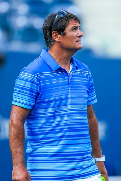 New York Srpna 2013 Tenisový Trenér Toni Nadal Během Tréninku — Stock fotografie