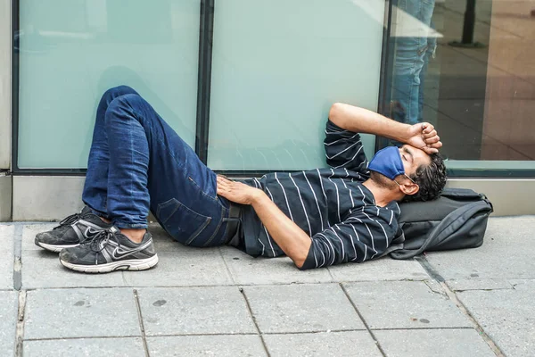 Nova Iorque Julho 2021 Homeless Man 5Th Avenue Midtown Manhattan — Fotografia de Stock