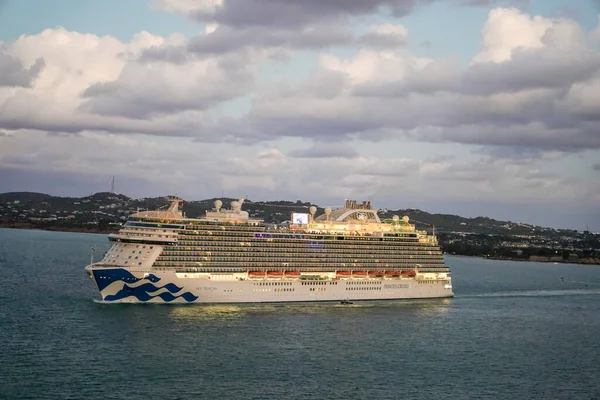 John Antigua Barbuda January 2022 Sky Princess Cruise Ship Leaving — Stockfoto