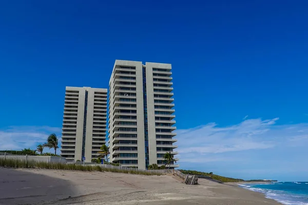 Riviera Beach Florida Janeiro 2022 Condomínios Luxo Ilha Singer Singer — Fotografia de Stock