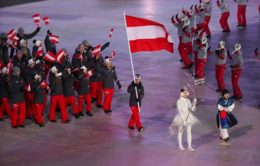 PYEONGCHANG, Güney Kore - 9 Şubat 2018: Avusturya Olimpiyat takımı PyeongChang, Güney Kore 'deki Olimpiyat Stadyumu' nda düzenlenen PyeongChang 2018 Olimpiyat açılış törenine katıldı.