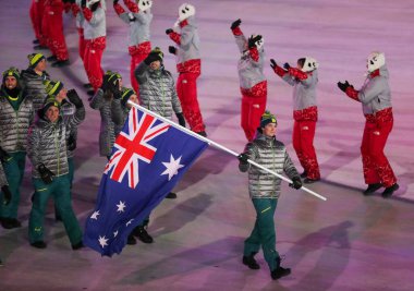 PYEONGCHANG, Güney Kore - 9 Şubat 2018 Avustralya Olimpiyat takımı PyeongChang, Güney Kore 'deki Olimpiyat Stadyumu' nda düzenlenen PyeongChang 2018 Olimpiyat açılış törenine katıldılar.