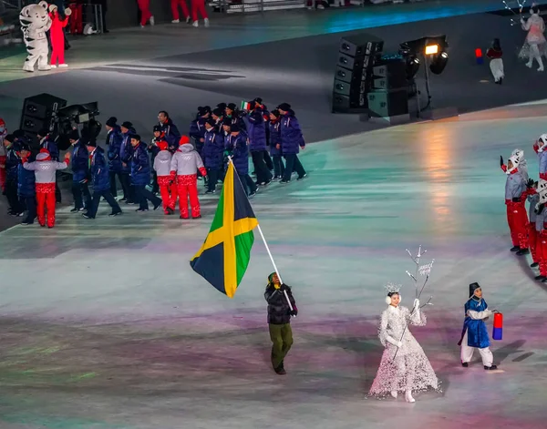 2018年2月9日 オリンピックチームジャマイカが韓国 平昌のオリンピックスタジアムで開催された平昌2018オリンピック開会式に参加 — ストック写真