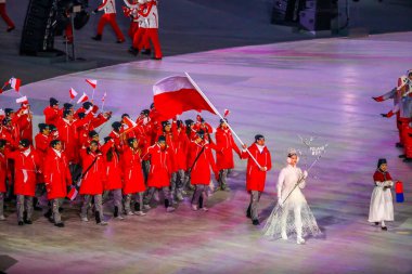 PYEONGCHANG, Güney Kore - 9 Şubat 2018: Polonya Olimpiyat takımı PyeongChang, Güney Kore 'deki Olimpiyat Stadyumu' nda düzenlenen PyeongChang 2018 Olimpiyat açılış törenine katıldı.