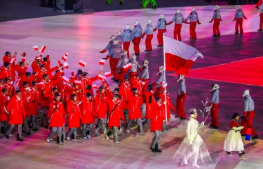 PYEONGCHANG, Güney Kore - 9 Şubat 2018: Polonya Olimpiyat takımı PyeongChang, Güney Kore 'deki Olimpiyat Stadyumu' nda düzenlenen PyeongChang 2018 Olimpiyat açılış törenine katıldı.