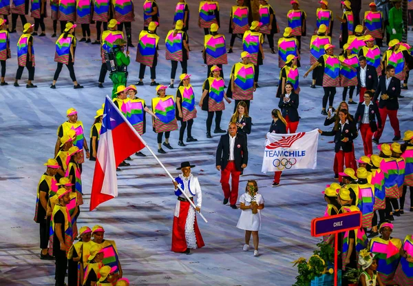 Rio Janeiro Brazil 2016年8月5日 智利奥林匹克代表队在里约热内卢马拉卡纳体育场参加了2016年里约奥运会开幕式 — 图库照片