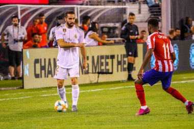 East Rutherford, Nj - 26 Temmuz 2019: Real Madrid'den Dani Carvajal, Metlife stadyumunda düzenlenen 2019 Uluslararası Şampiyonlar Kupası'nda Atletico de Madrid ile oynanan maçta #2. Real Madrid 3-7 kaybetti