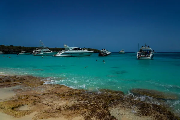Katalina Island Republika Dominiczna Czerwca 2021 Luksusowe Jachty Wyspie Catalina — Zdjęcie stockowe