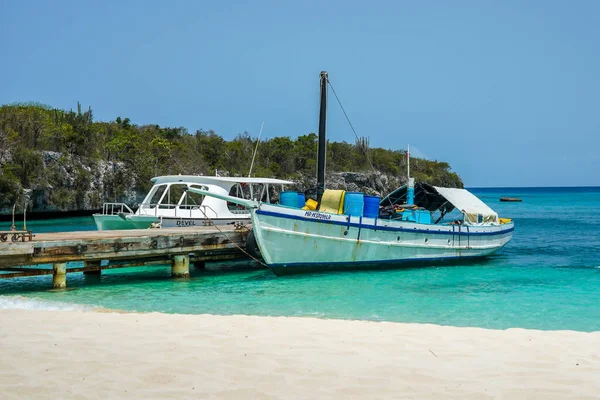 Katalina Island Republika Dominiczna Czerwca 2021 Lokalne Łodzie Wyspie Catalina — Zdjęcie stockowe