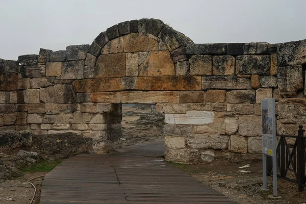 Pamukkale Turkey November 2021 Southern Byzantine Gate Ancient City Hierapolis — Stock Photo, Image