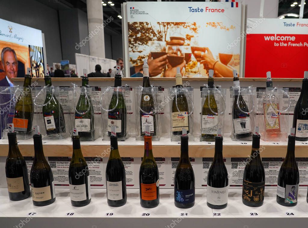 NUEVA YORK 10 DE MARZO DE 2022 Vinos franceses presentados en el