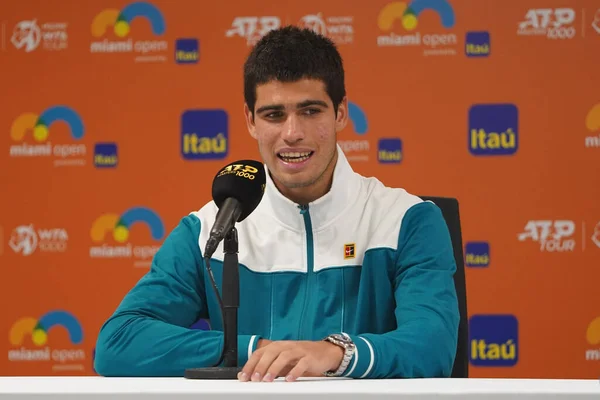 Miami Gardens Florida April 2022 Tennisspelaren Carlos Alcaraz Från Spanien — Stockfoto
