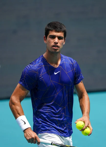 Miami Gardens Florida Aprile 2022 Tennista Spagnolo Carlos Alcaraz Azione — Foto Stock