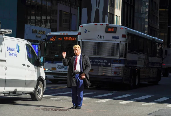 New York March 2022 Unidentified Man Impersonating President Donald Trump — Stock Photo, Image