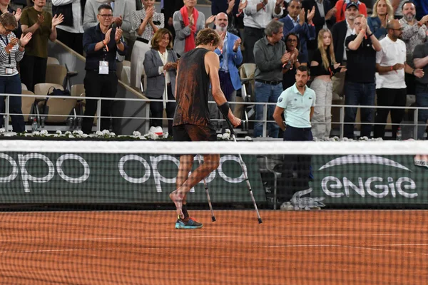 Париж Франция Июня 2022 Года Травмированный Теннисист Александр Зверев Покидает — стоковое фото