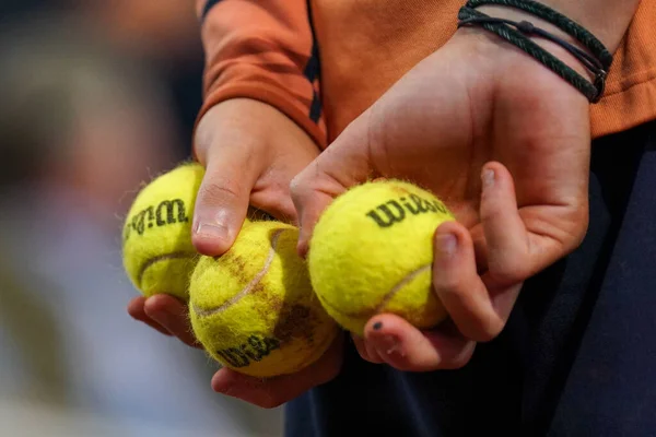 Parijs Frankrijk Mei 2022 Ballenjongen Wilson Roland Garros Tennisbal Stade — Stockfoto