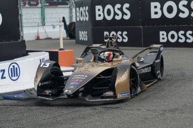 NEW YORK - 10 Temmuz 2021: DS TECHEETAH Ekibinden Antonio Felix Da Costa (13) 2021 ABB Formula E Dünya Şampiyonası 'nda Formula E-Prix 10 yarışında Red Hook