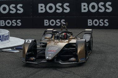 NEW YORK - 10 Temmuz 2021: DS TECHEETAH Ekibinden Antonio Felix Da Costa (13) 2021 ABB Formula E Dünya Şampiyonası 'nda Formula E-Prix 10 yarışında Red Hook