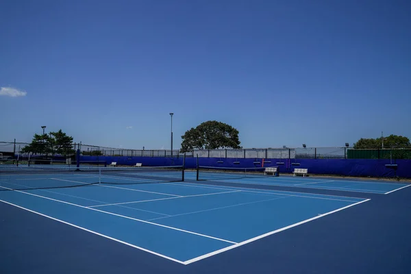 Pista Tenis Aire Libre Durante Día Soleado — Foto de Stock