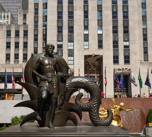 New York City July 2022 Maiden Prometheus Creation Statue Rockefeller — Foto Stock