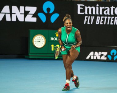 Melbourne, Avustralya - 21 Ocak 2019: 23 kez Grand Slam şampiyonu Serena Williams Amerika Birleşik Devletleri 2019 Avustralya Açık Melbourne Park 16 maçın onu turdan sonra zafer kutluyor