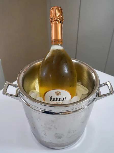 New York August 2022 Ruinart Blanc Blancs Champagne Ruinart Oldest — Stok fotoğraf