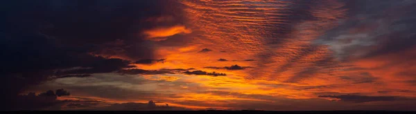 Landscape Bloody Sunset Panorama Tragic Gloomy Sky Last Flashes Sun — Stock Photo, Image