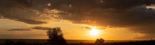 Tájkép Naplementekor Tragikus Komor Falu Budjak Sztyeppén Panoráma Bíbor Alkonyat — Stock Fotó