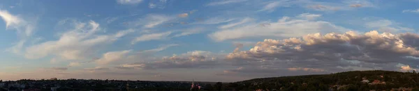 Paisagem Pôr Sol Céu Sombrio Trágico Aldeia Estepe Primavera Panorama — Fotografia de Stock