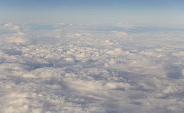 Estratosfera Uma Vista Nuvens Uma Janela Avião Paisagem Nublada Cumuliforme — Fotografia de Stock