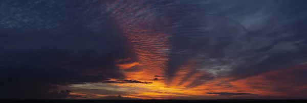 Landscape Bloody Sunset Panorama Tragic Gloomy Sky Last Flashes Sun — Stock Photo, Image