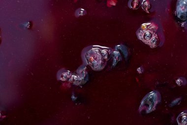 Şarap malzemesi, üzüm suyu - mutlaka, stum, maun. Moldova 'da şarap üretim teknolojisi. Şarap yapma geleneği..