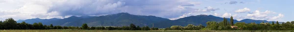 Thunderhead Couvre Les Balkans Pluie Approche Des Terres Agricoles Villages — Photo