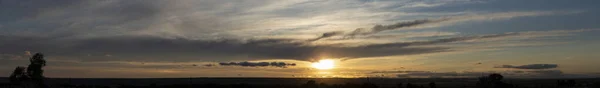 Landscape Bloody Sunset Panorama Tragic Gloomy Sky Last Flashes Sun — Stock Photo, Image