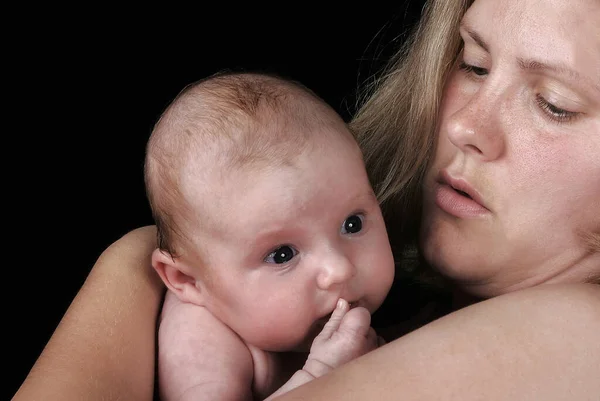 Infant Arm His Mother — Fotografia de Stock