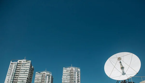 Large Satellite Dishes City Roof Blue — 스톡 사진