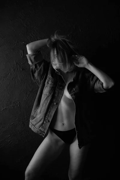 Nude Woman Fashion Model Studio Pose Body Beauty Peopl — 图库照片