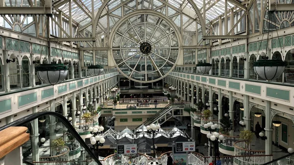 İç Stephen's Green alışveriş merkezi İrlanda vurdu 