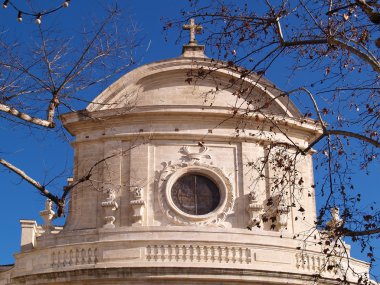 uzes katedralde St.Etienne