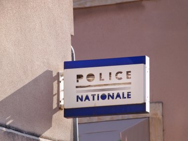 Polis işareti