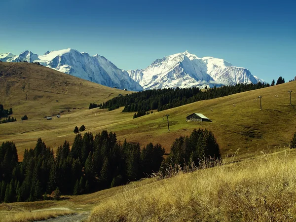 A föld a Mont-Blanc francia Alpok — Stock Fotó