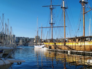 Vieux port Marsilya, Fransa